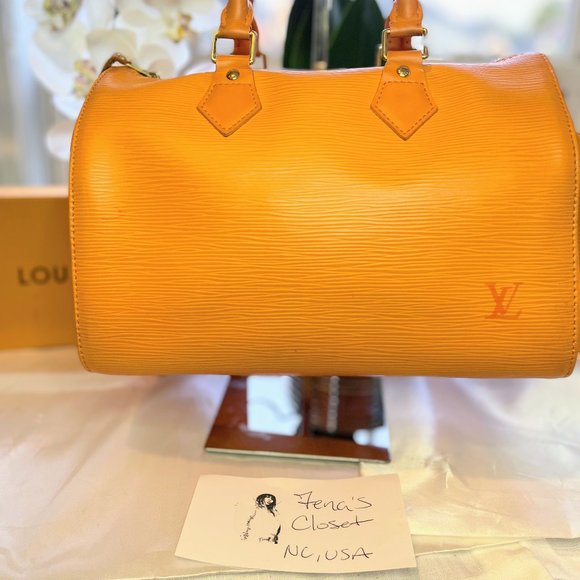 LOUIS VUITTON Epi Pochette Accessoires Pouch Yellow M5264A LV Auth